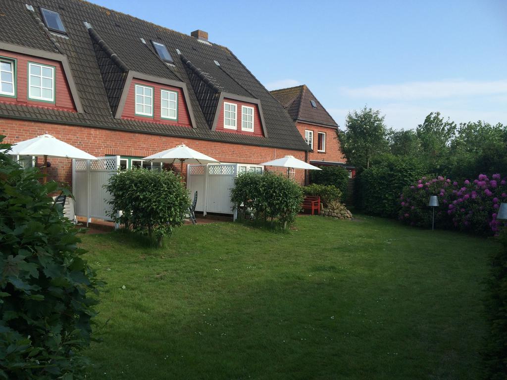 Haus Am Deich Apartment Utersum Luaran gambar